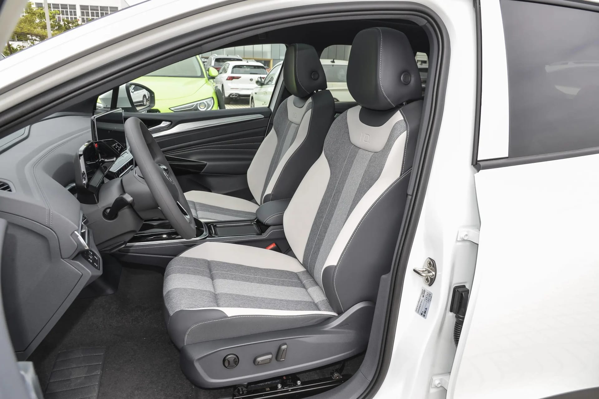 2025 ID.4 Crozz Image 6